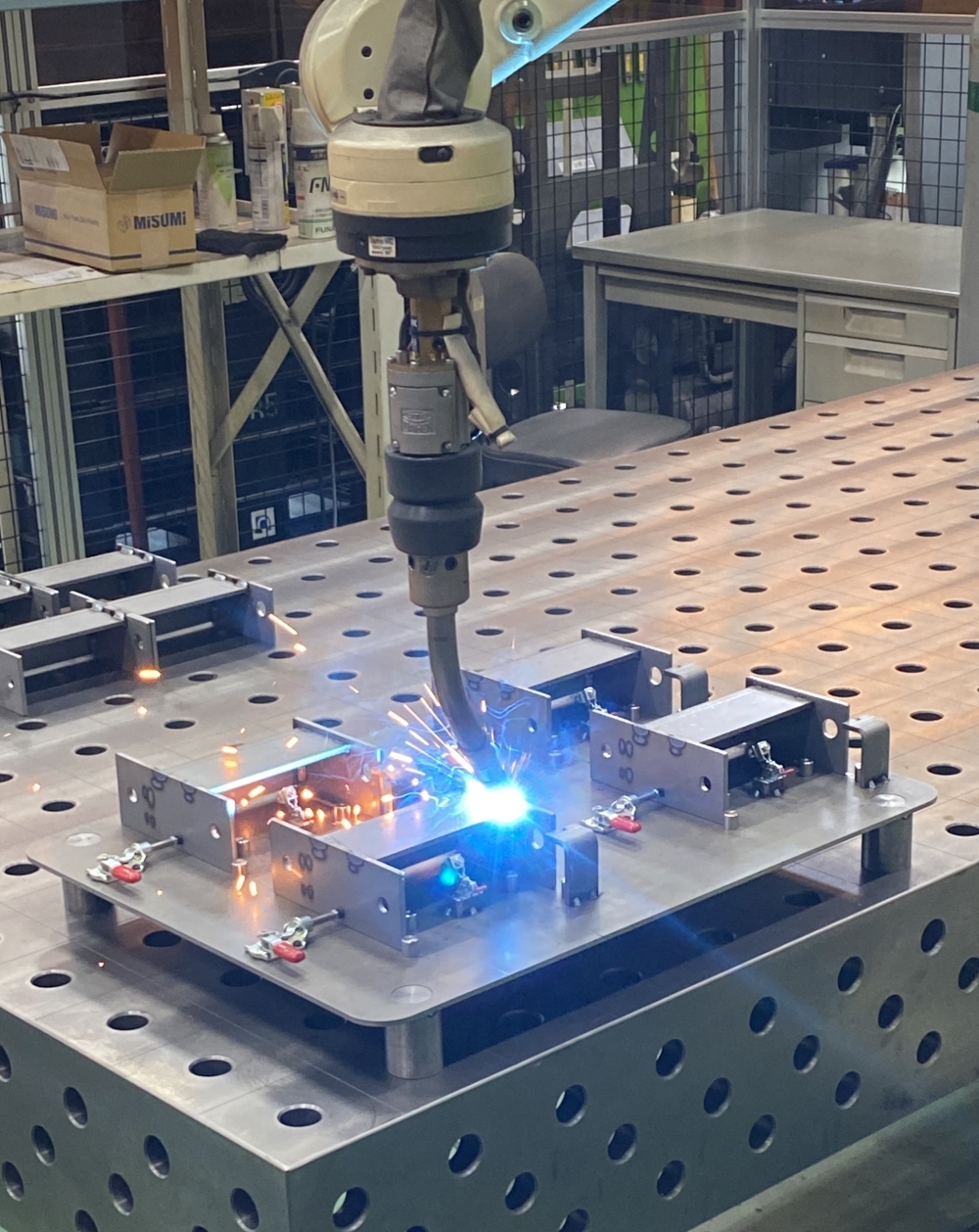 MAGロボット溶接機